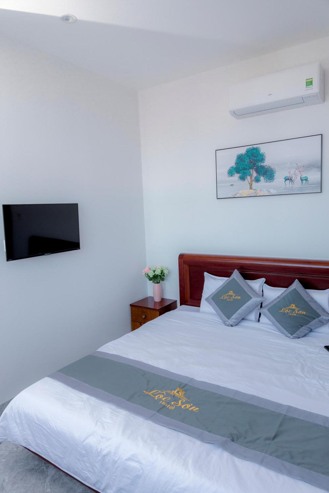 Loc Son Hotel Buôn Ma Thuột Zewnętrze zdjęcie