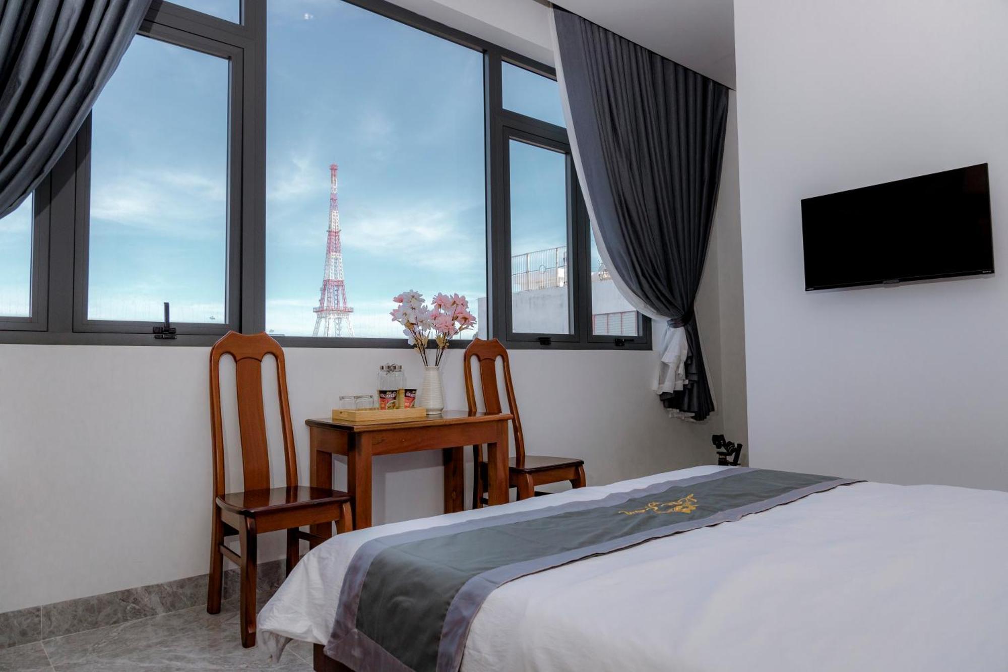Loc Son Hotel Buôn Ma Thuột Zewnętrze zdjęcie